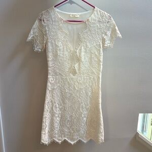 Storia Ivory Lace Dress